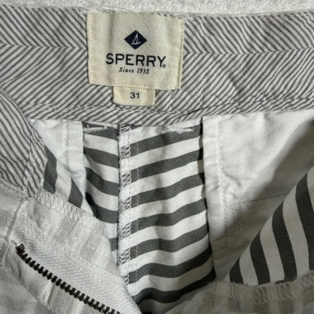 Sperry Women's Striped Shorts Size 31 Gray‎ White Nautical Summer